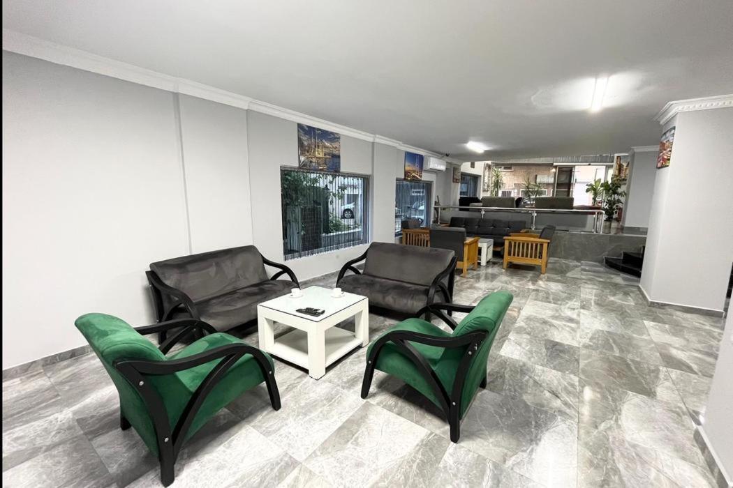 Dimo Aparthotel